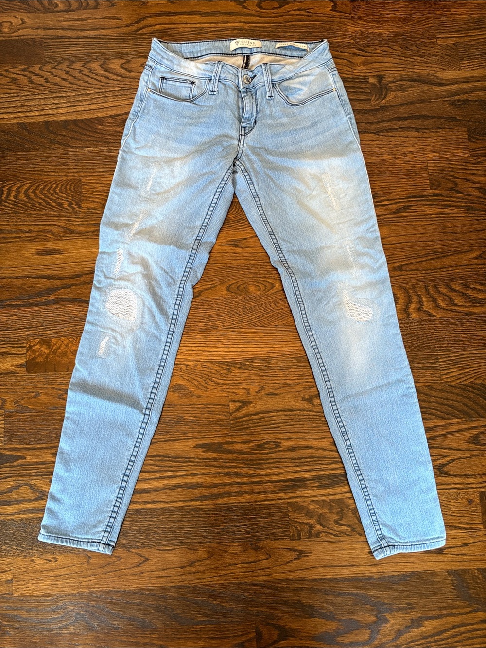 Guess Women’s Light Blue Power Skinny Low Distressed Jeans 26